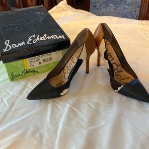 Sam Edelman pony print fur B/W with black and saddle accents. Size 6.5. GUC